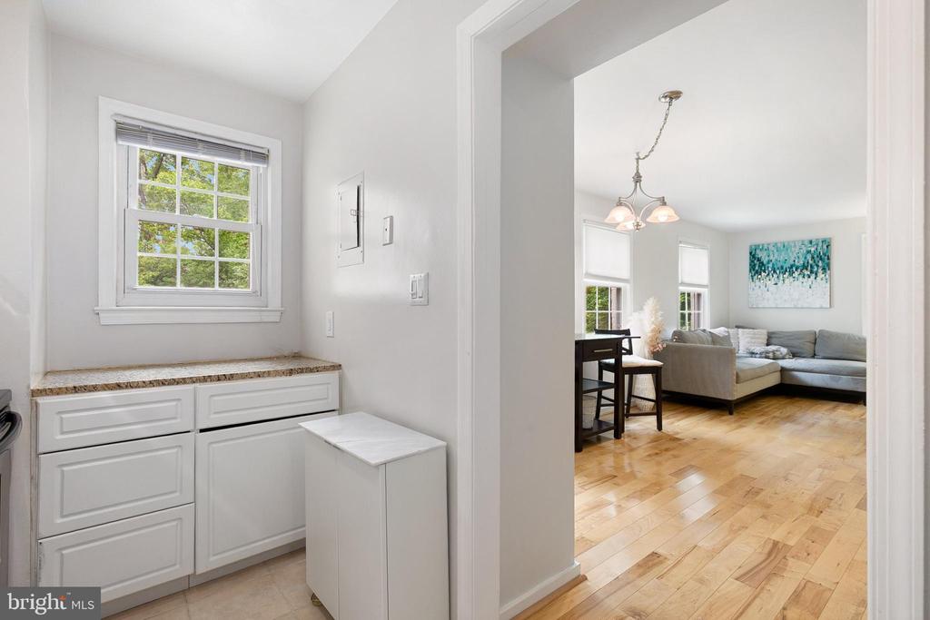 2212 WASHINGTON AVENUE Unit: 103