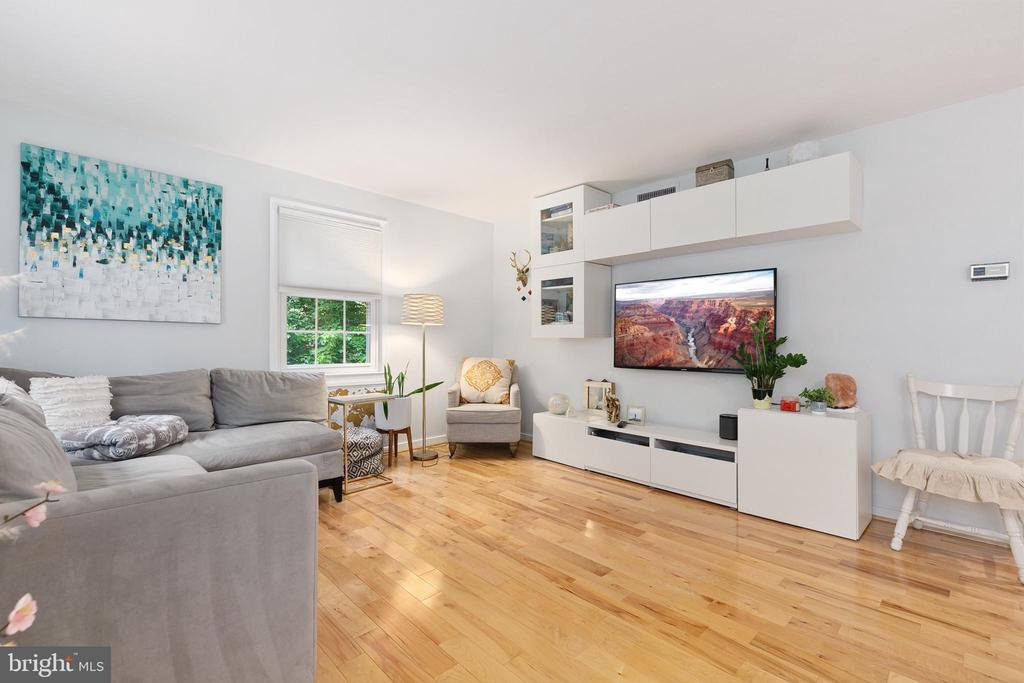 2212 WASHINGTON AVENUE Unit: 103