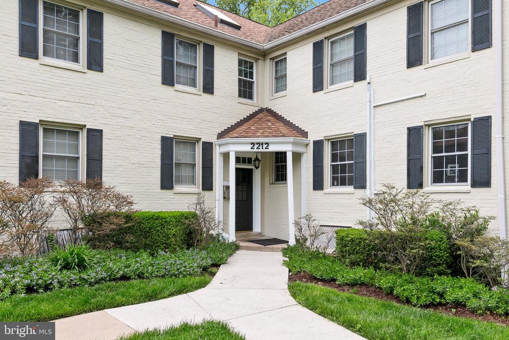 2212 WASHINGTON AVENUE Unit: 103
