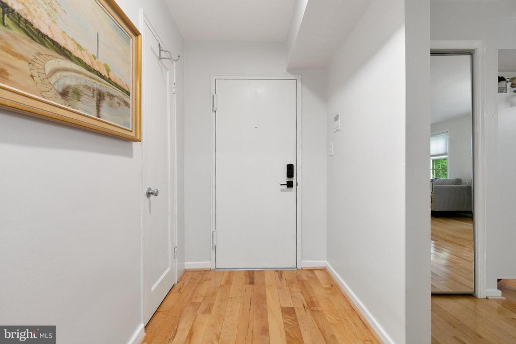 2212 WASHINGTON AVENUE Unit: 103