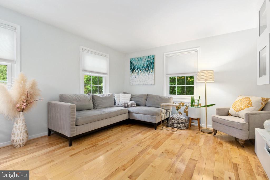 2212 WASHINGTON AVENUE Unit: 103