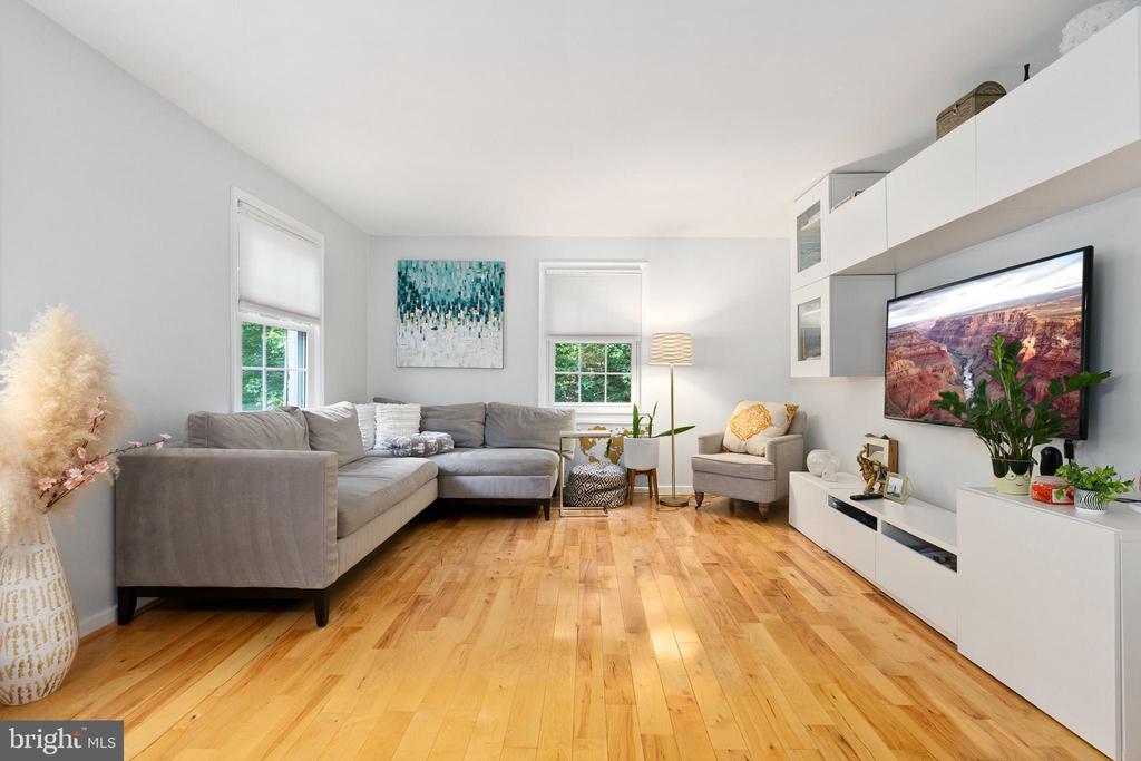 2212 WASHINGTON AVENUE Unit: 103