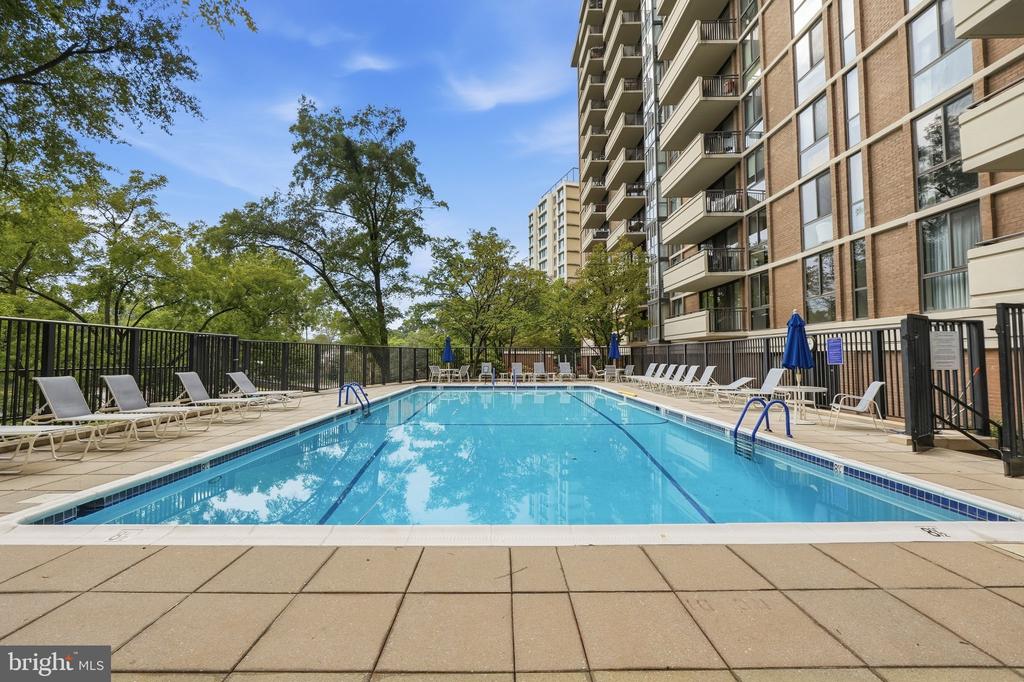 4620 N PARK AVENUE Unit: 607E