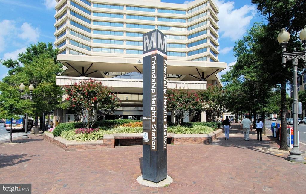 4620 N PARK AVENUE Unit: 607E