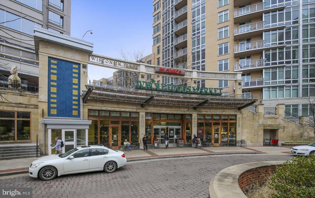 4620 N PARK AVENUE Unit: 607E