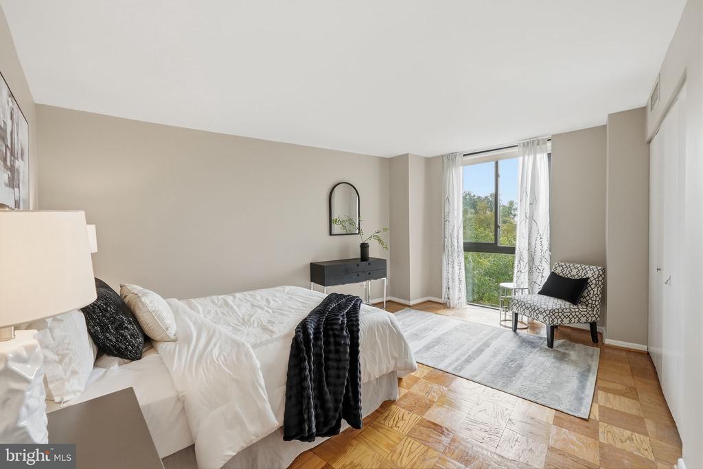 4620 N PARK AVENUE Unit: 607E