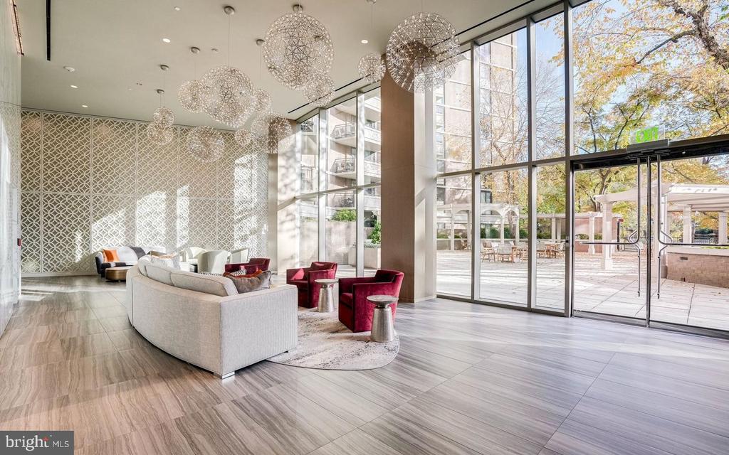 4620 N PARK AVENUE Unit: 607E