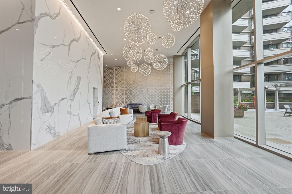 4620 N PARK AVENUE Unit: 607E