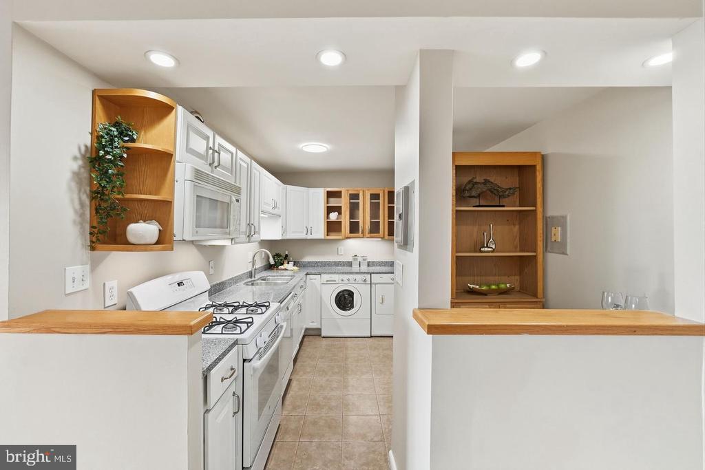 4620 N PARK AVENUE Unit: 607E
