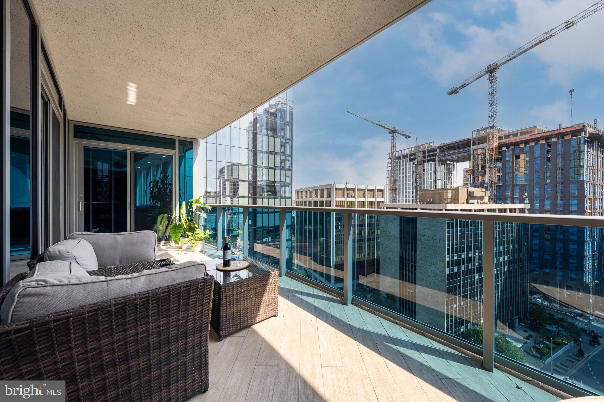 1881 N NASH STREET 1011