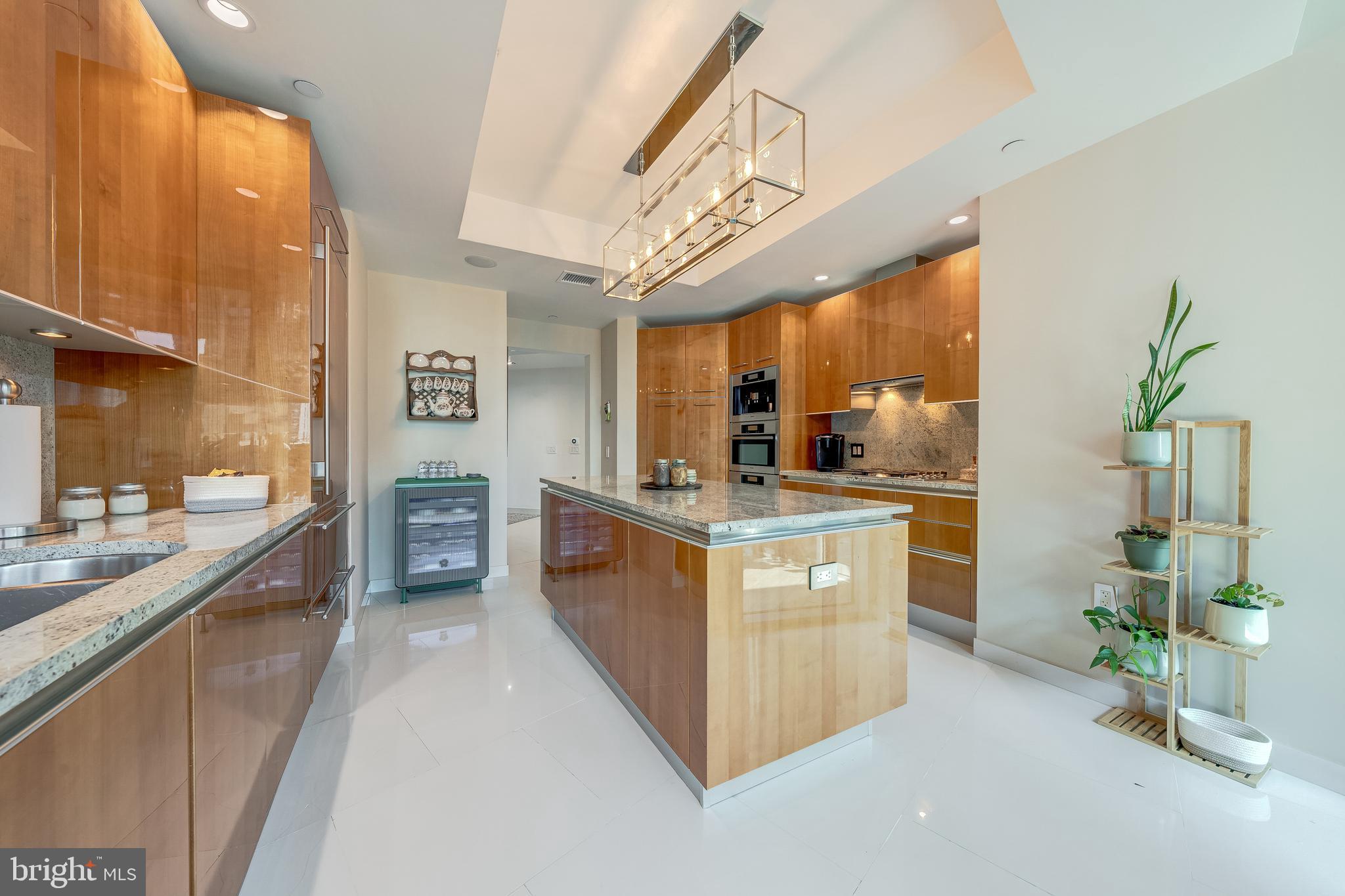 1881 N NASH STREET 1011