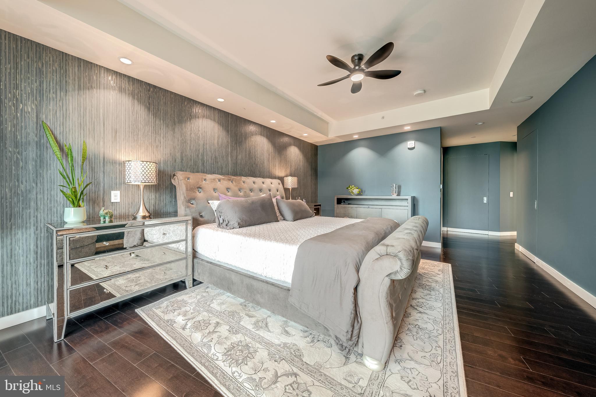 1881 N NASH STREET 1011