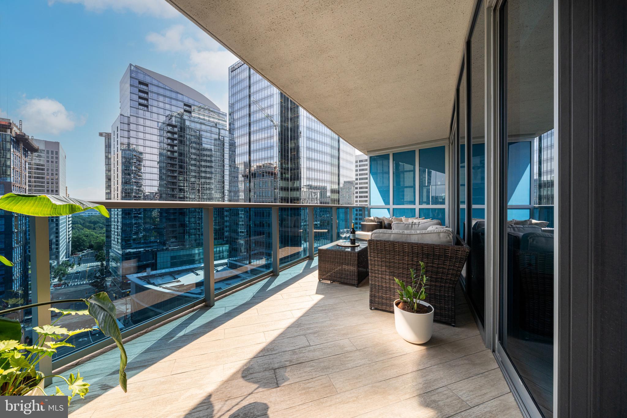 1881 N NASH STREET 1011