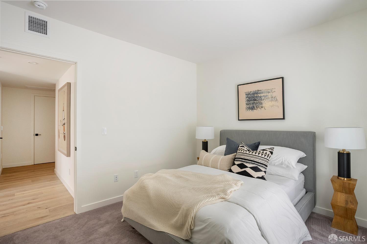 915 North Point Street # 204