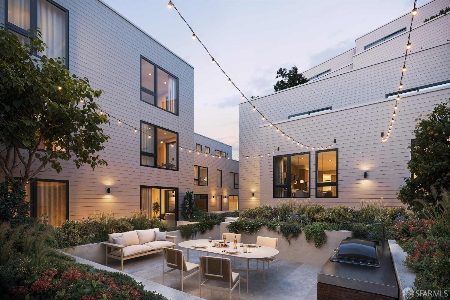 915 North Point Street # 204