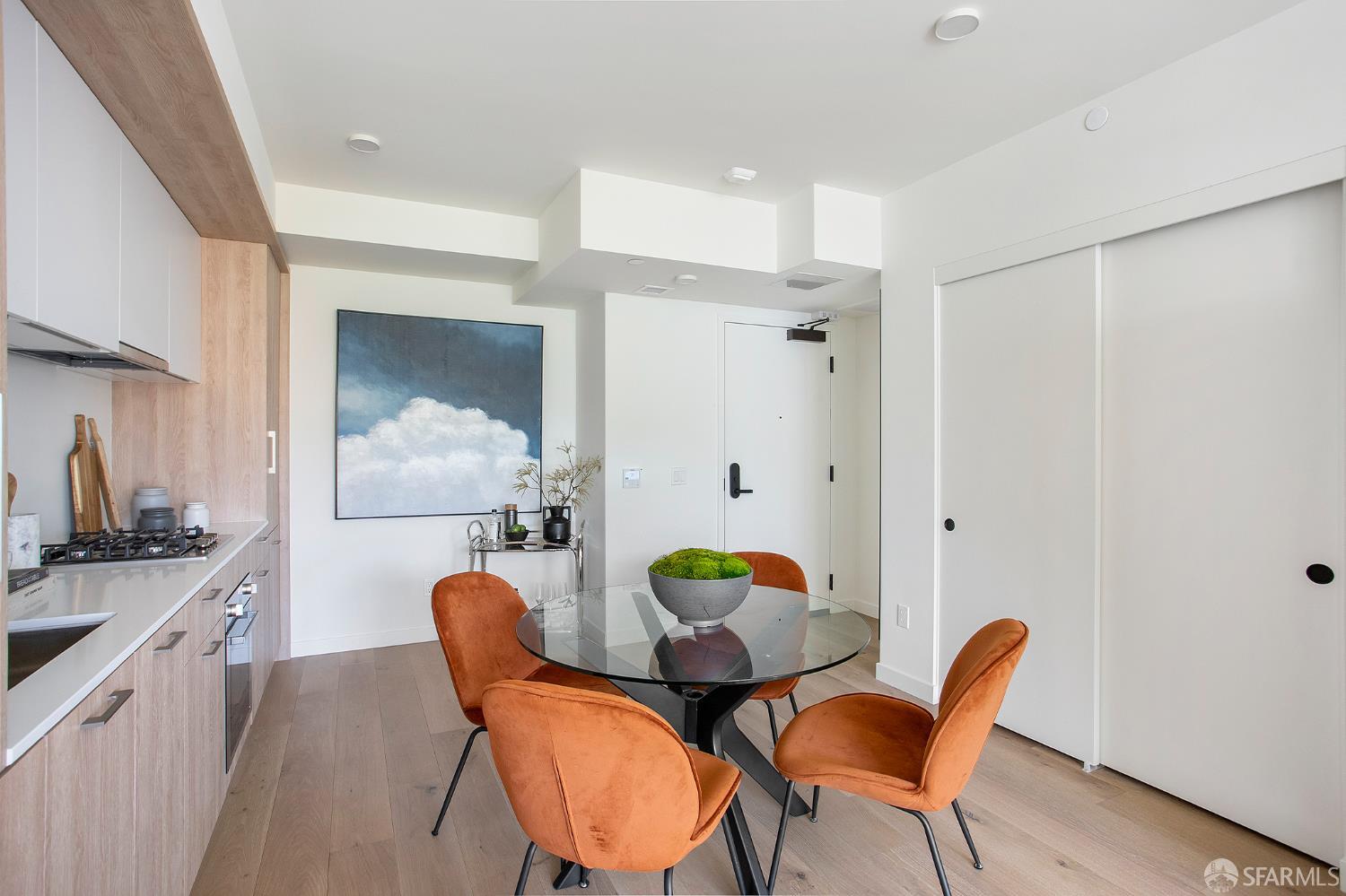 915 North Point Street # M4