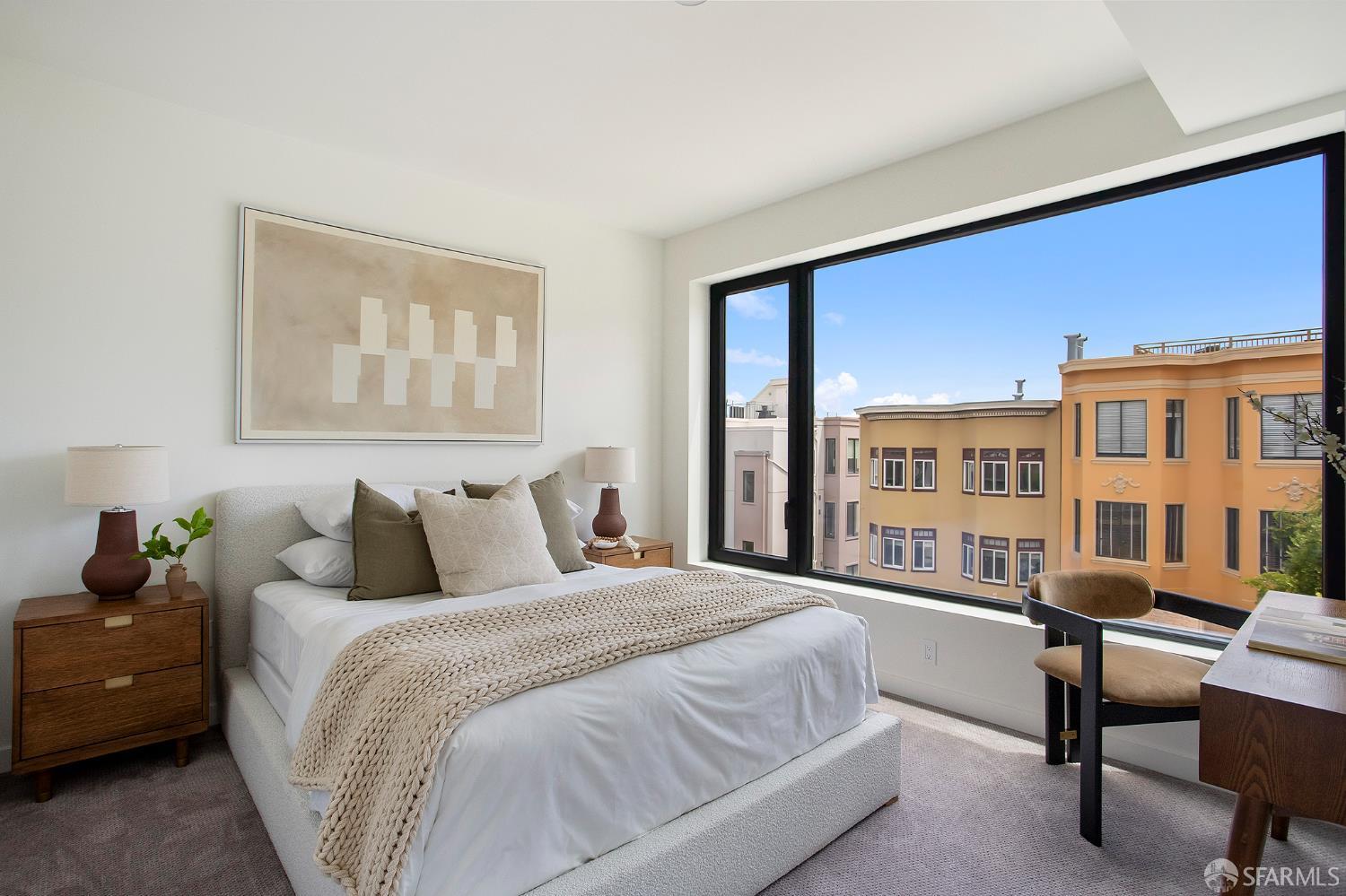 915 North Point Street # M4