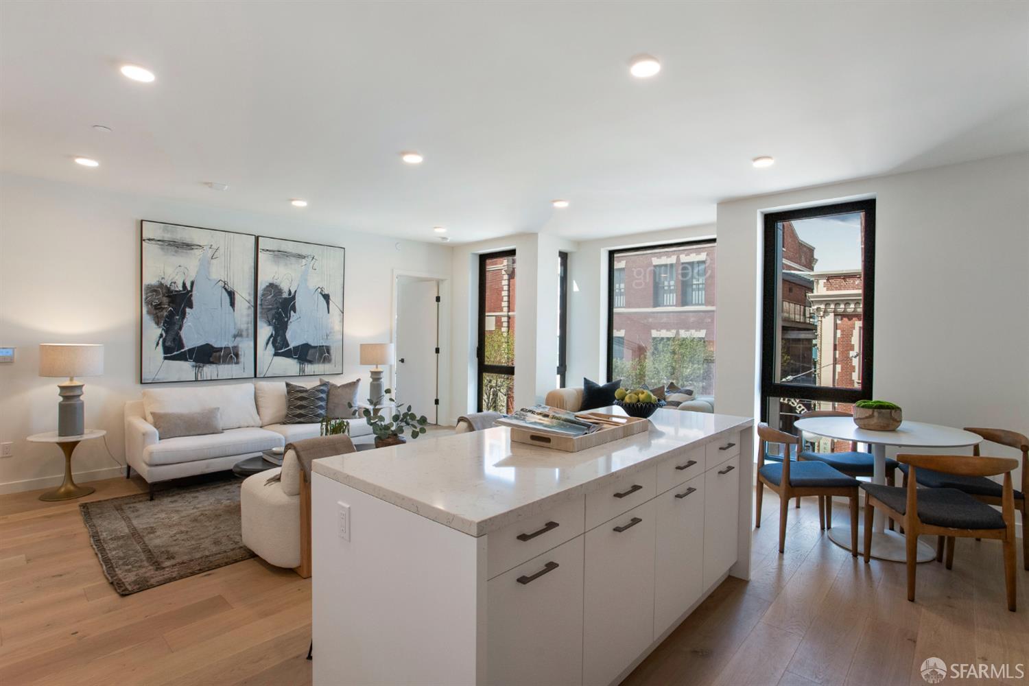 915 North Point Street # G1