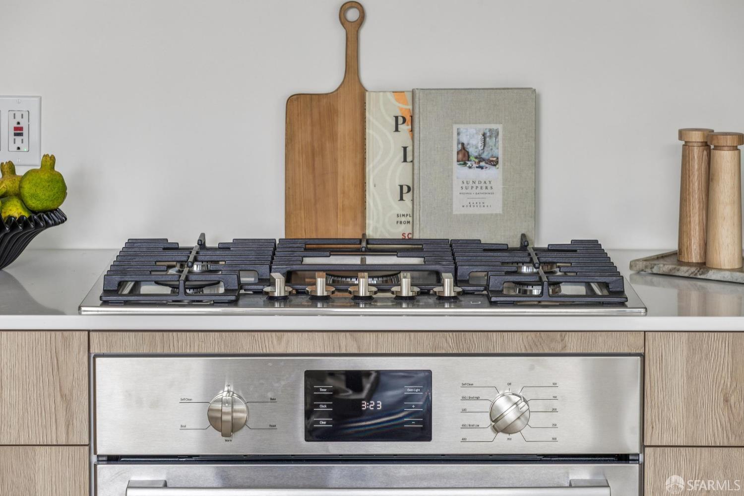 915 North Point Street # R3