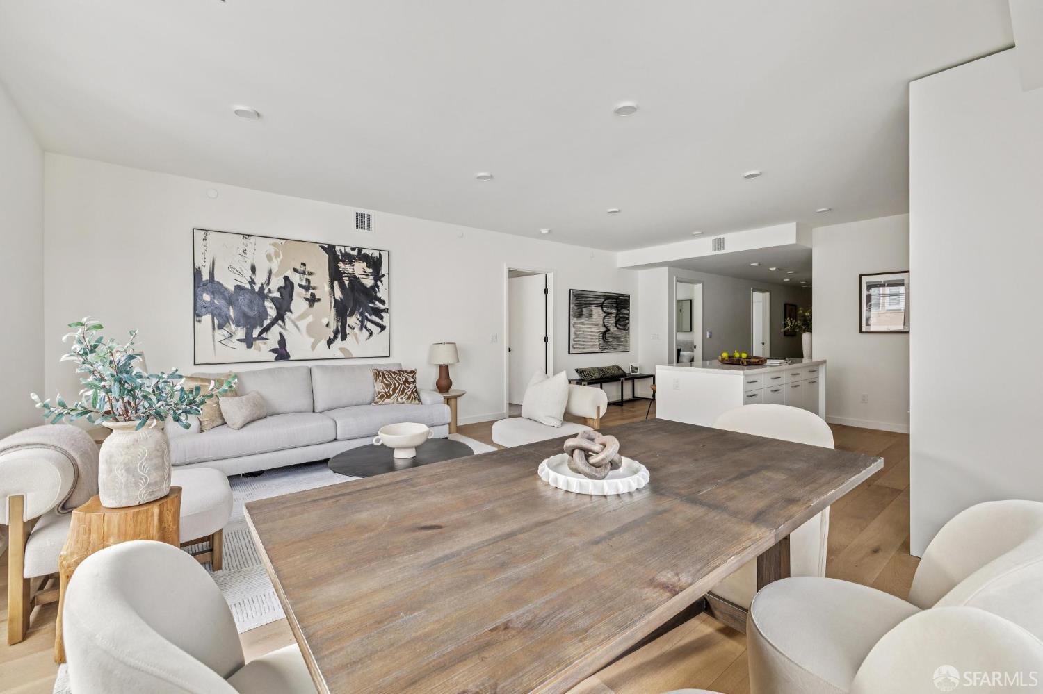 915 North Point Street # J5