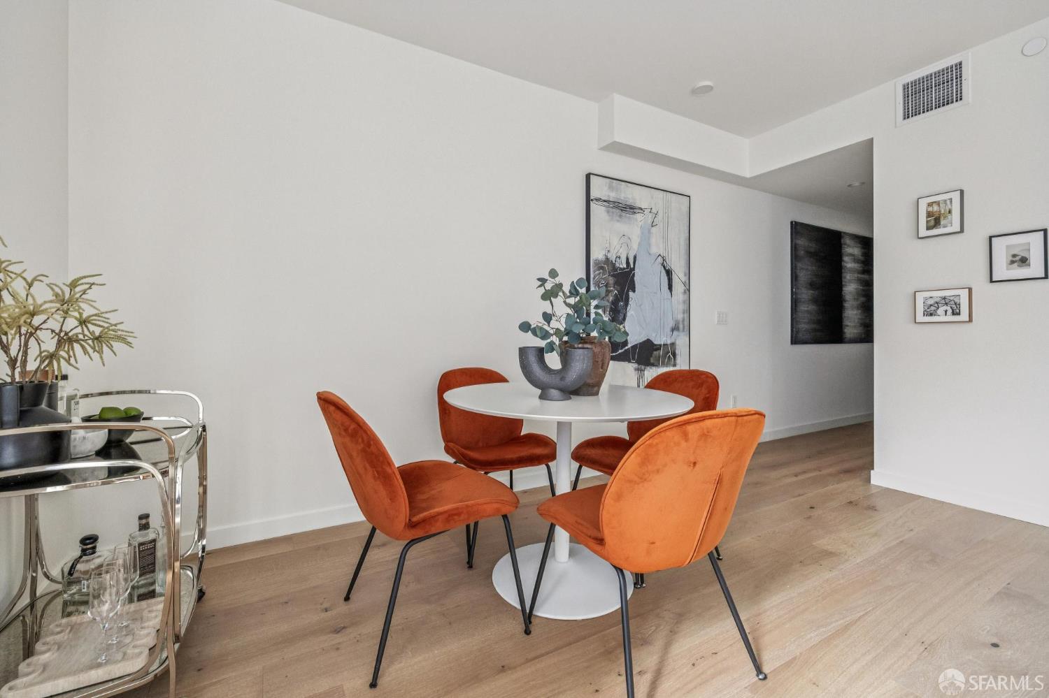 915 North Point Street # R4