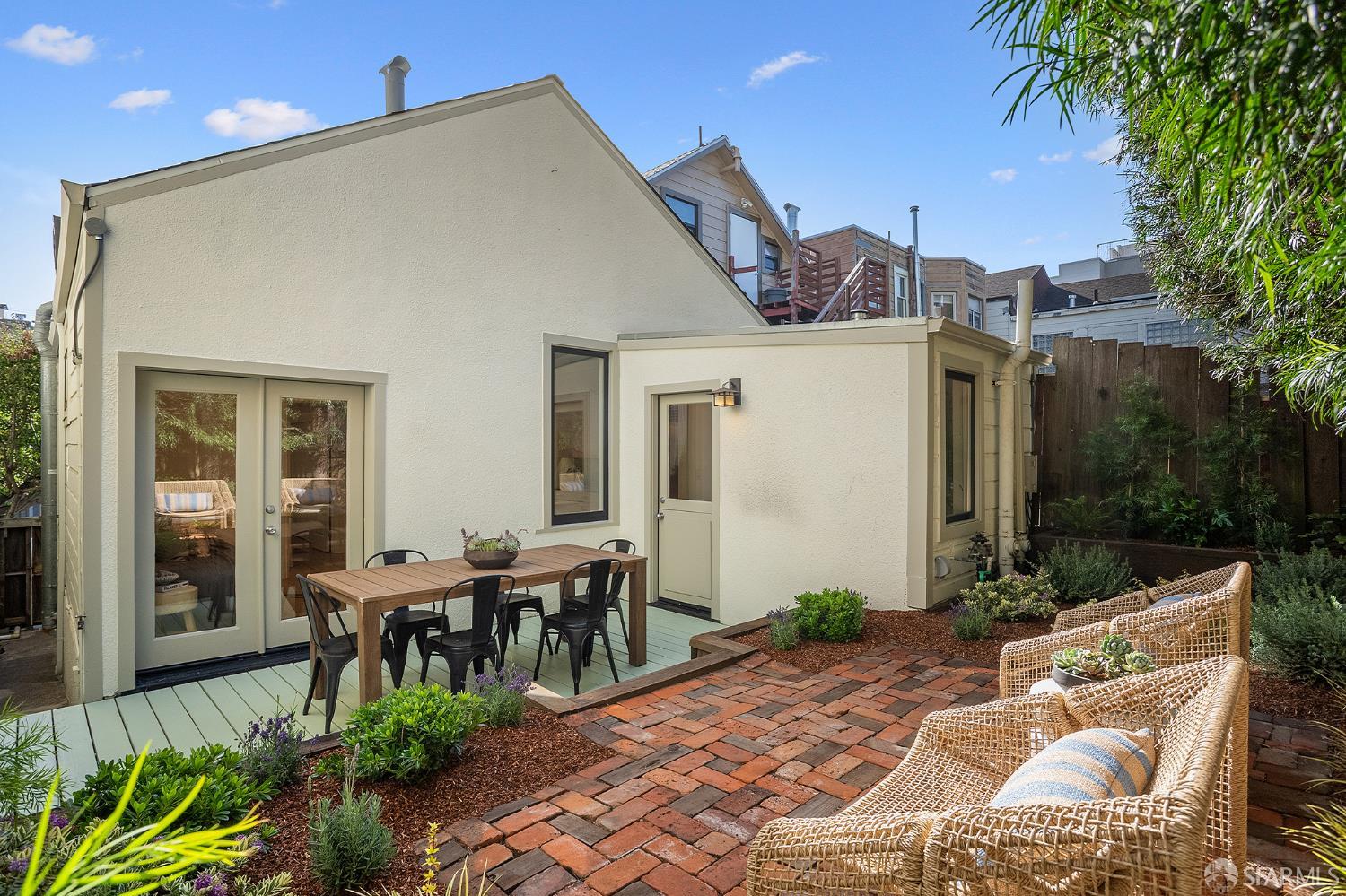 1504 Sanchez Street