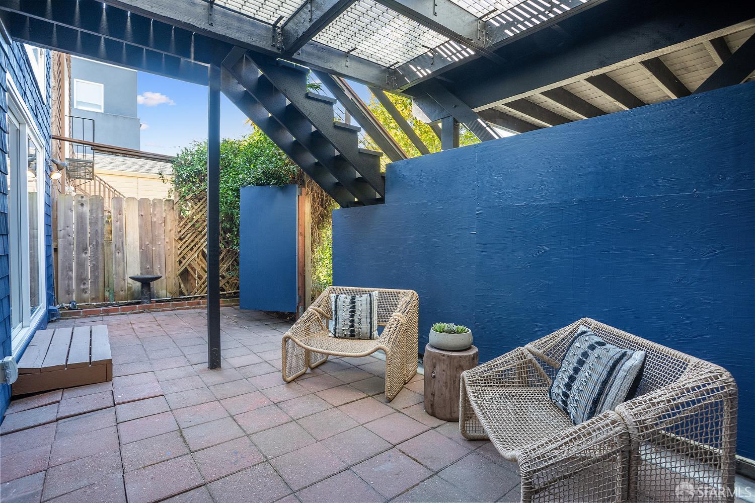 44 Collingwood Street