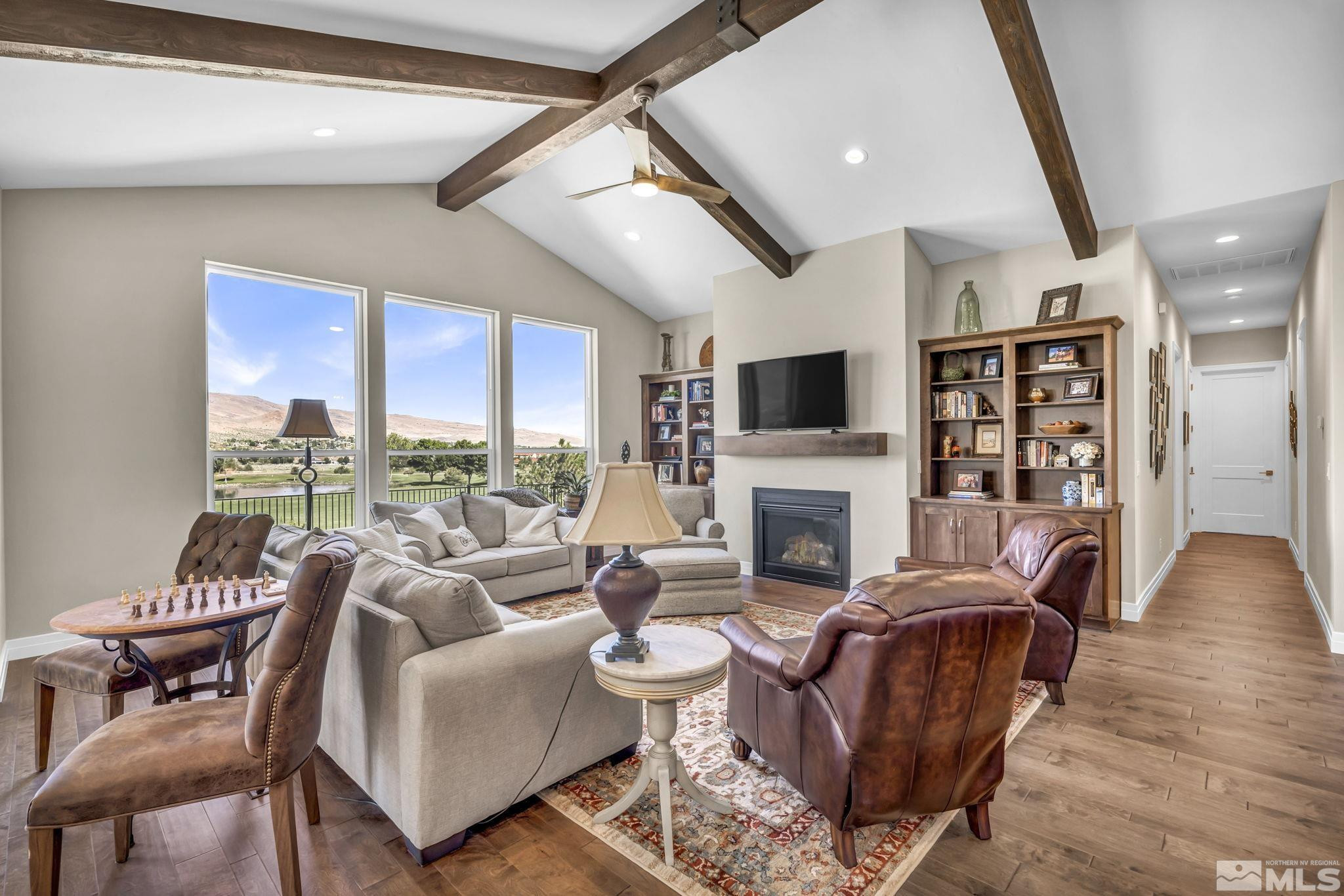 1612 White Hawk Lane