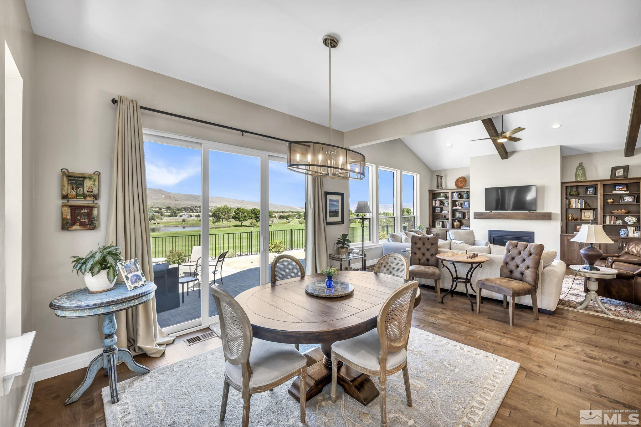 1612 White Hawk Lane