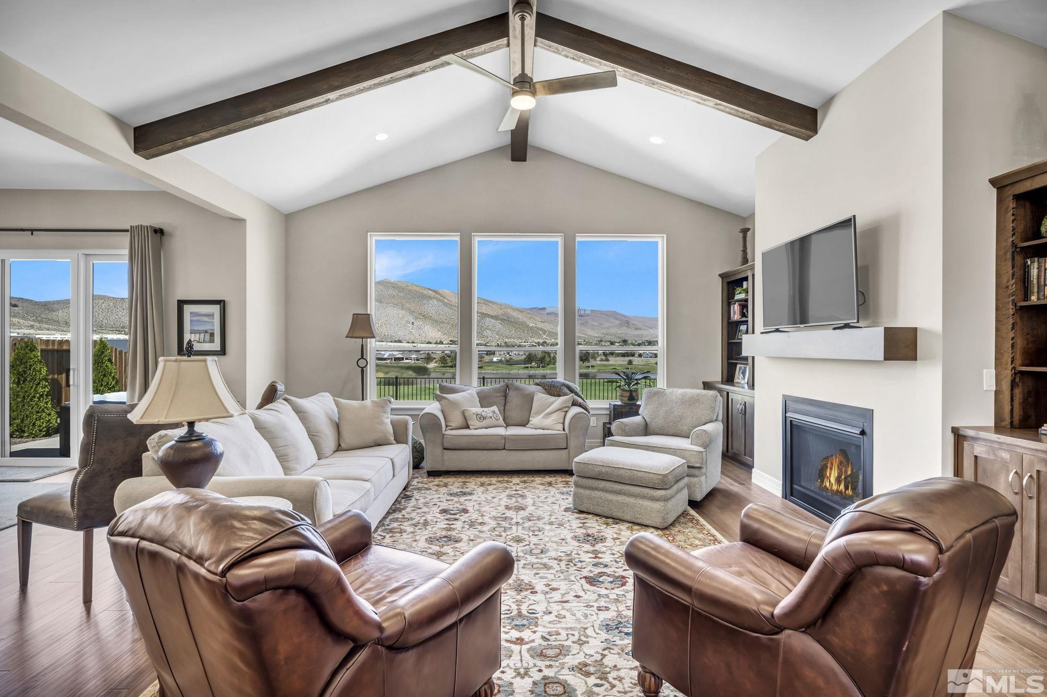 1612 White Hawk Lane