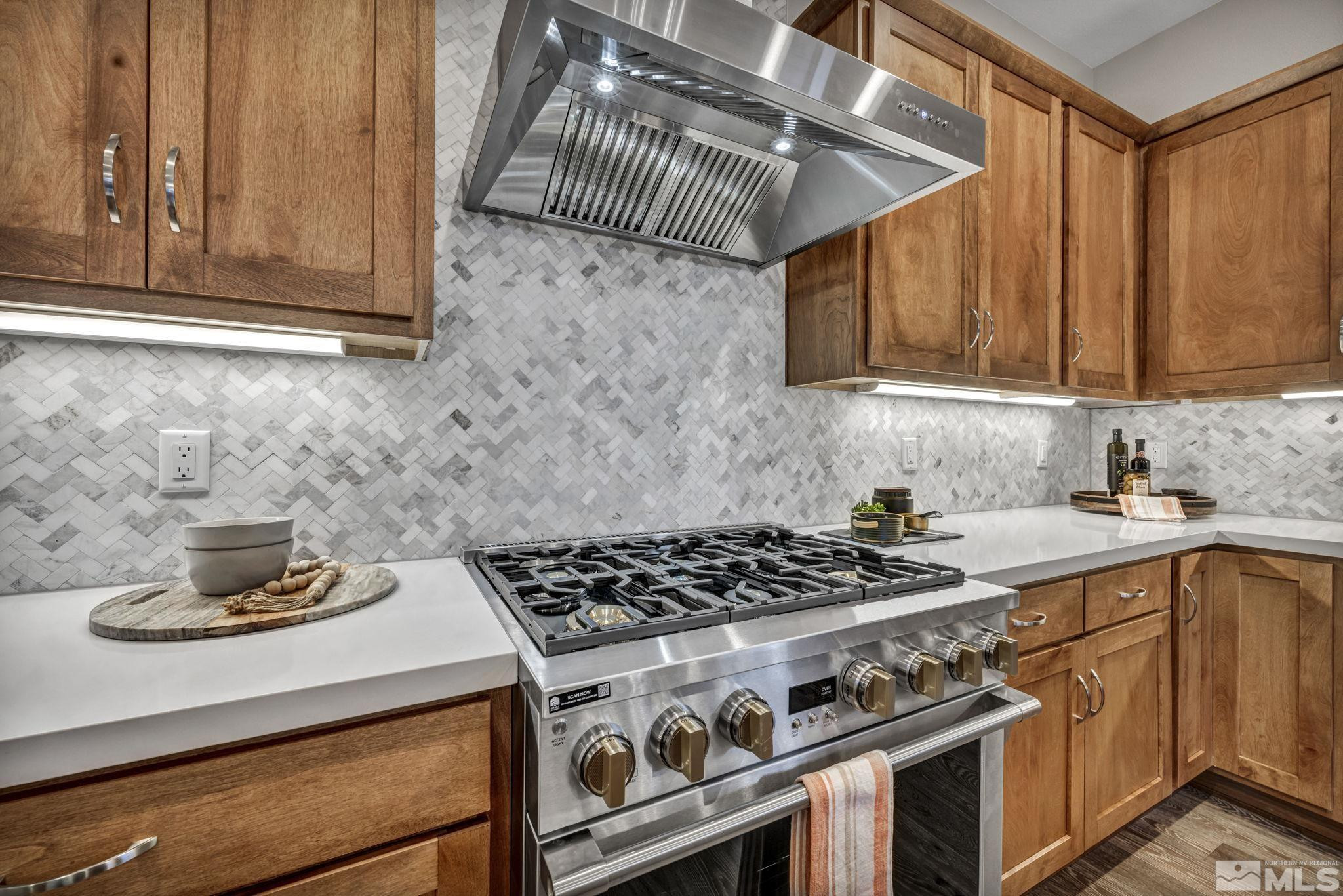 3650 Cambria Loop