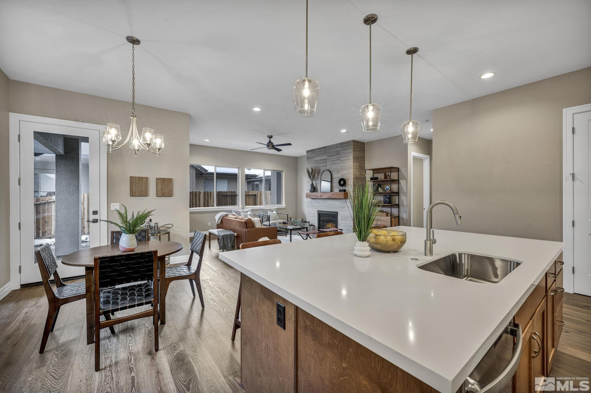 3902 Cambria Loop