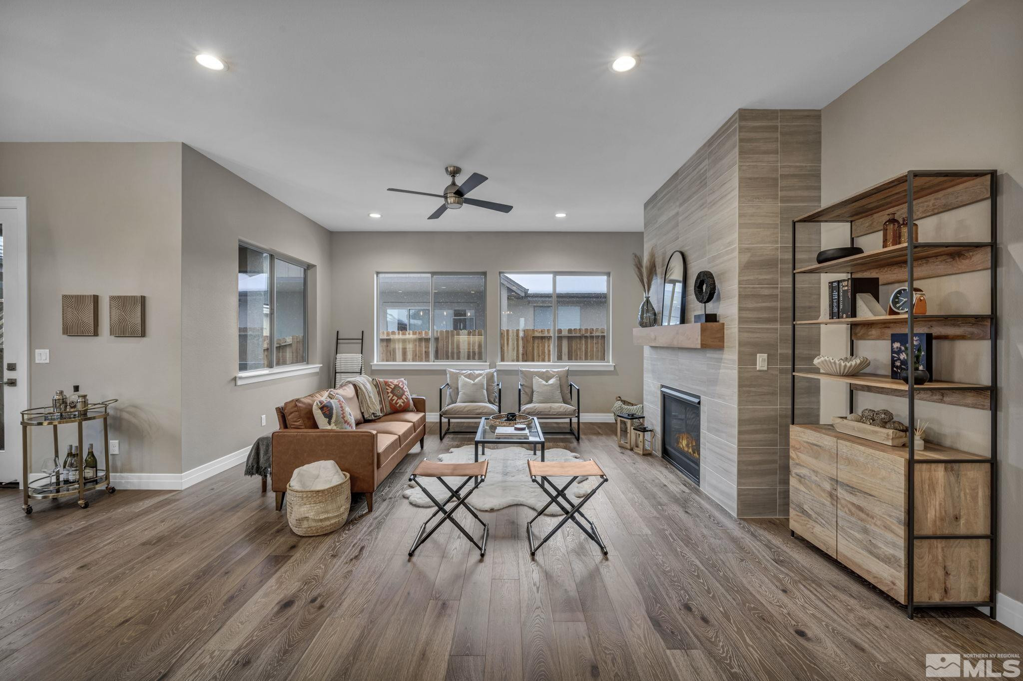 3902 Cambria Loop