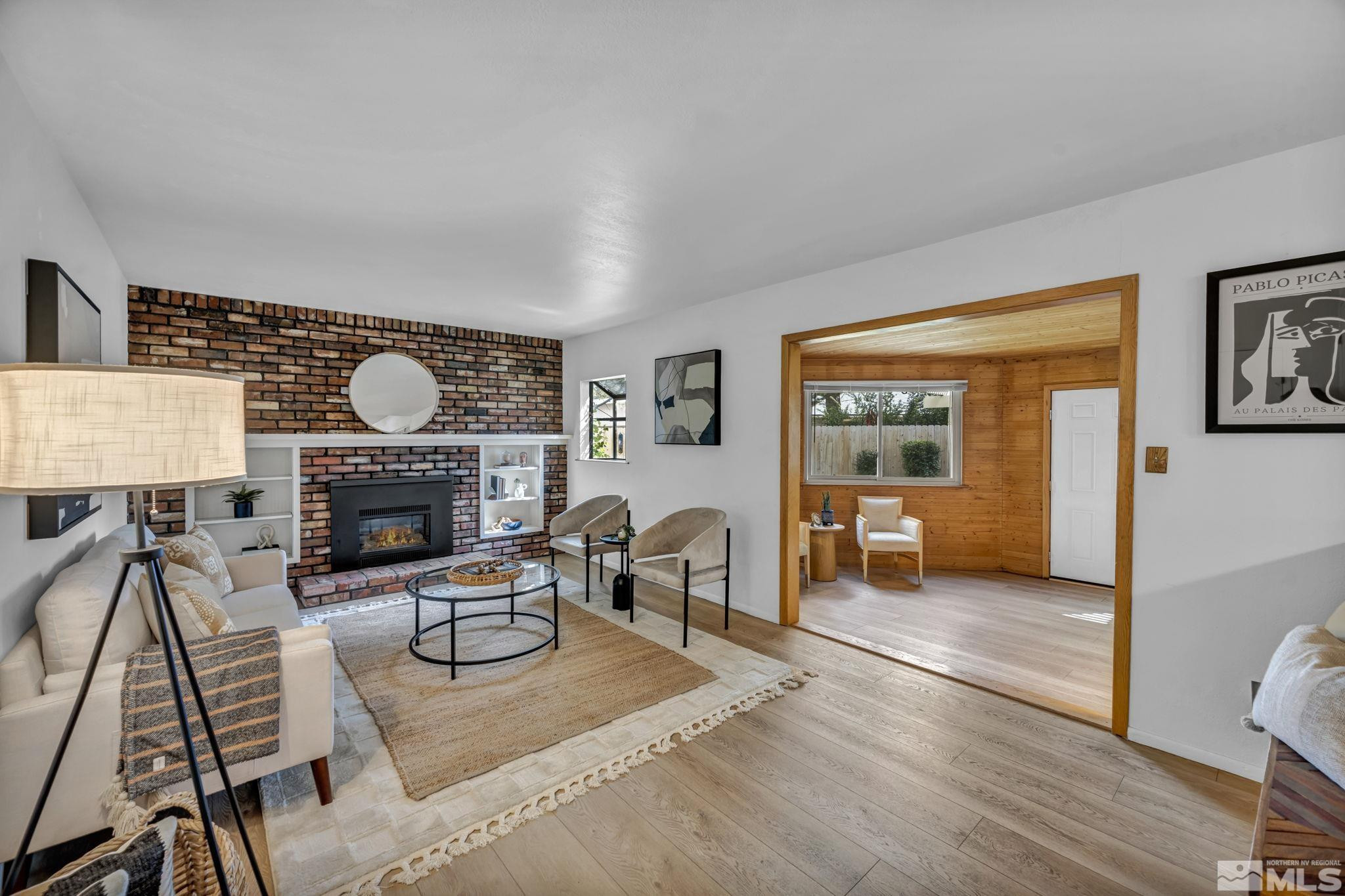 909 Norrie Drive