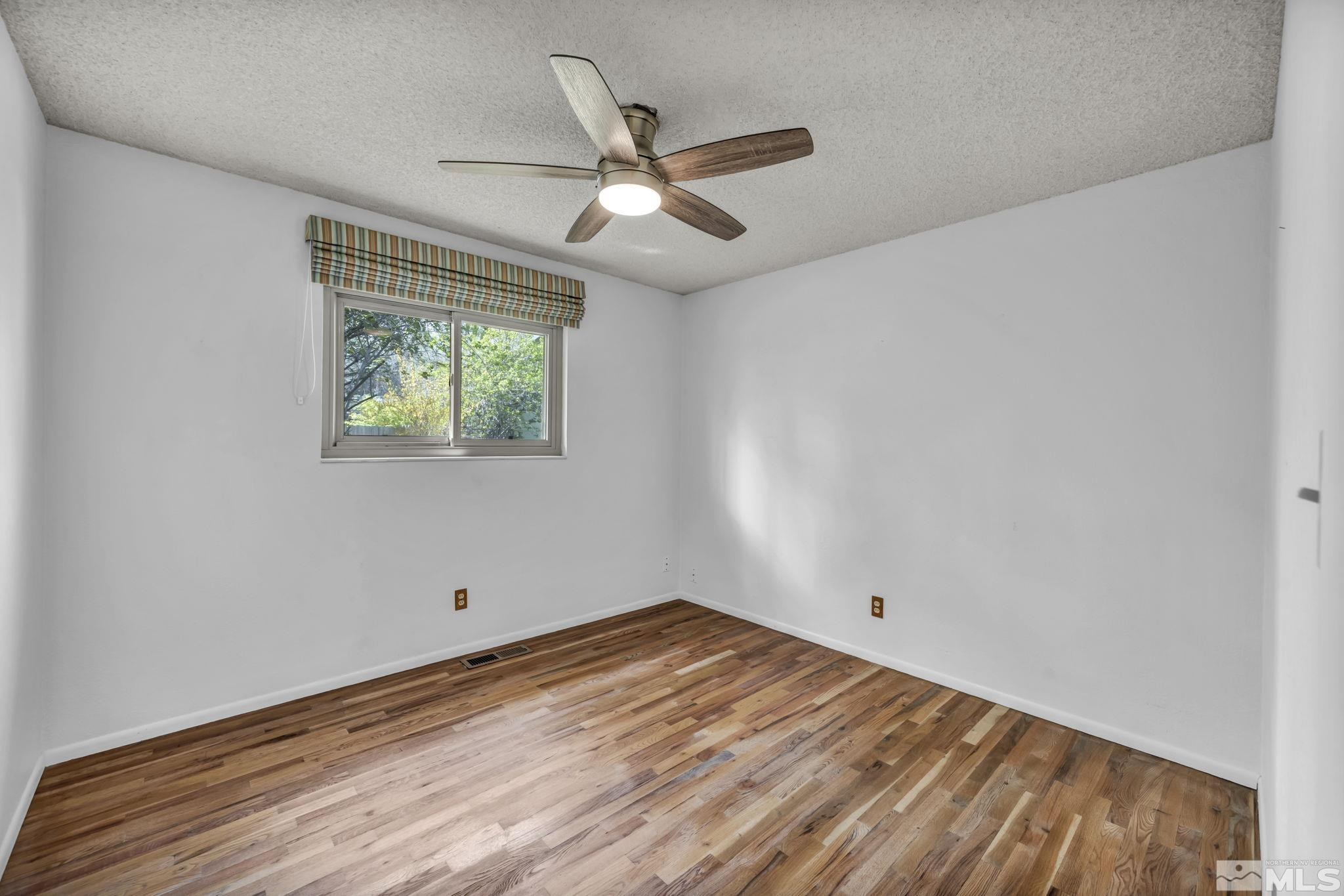 909 Norrie Drive