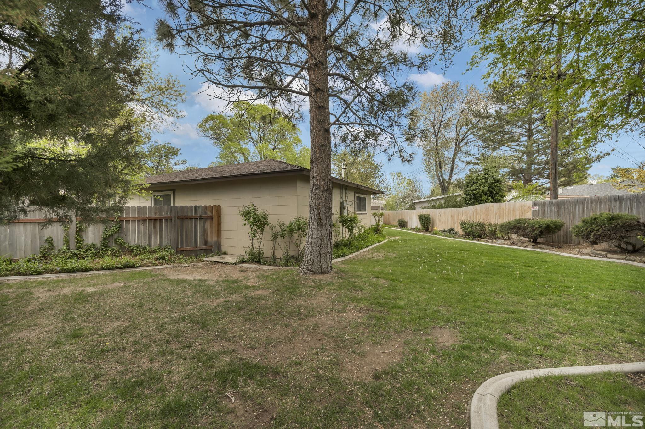 909 Norrie Drive