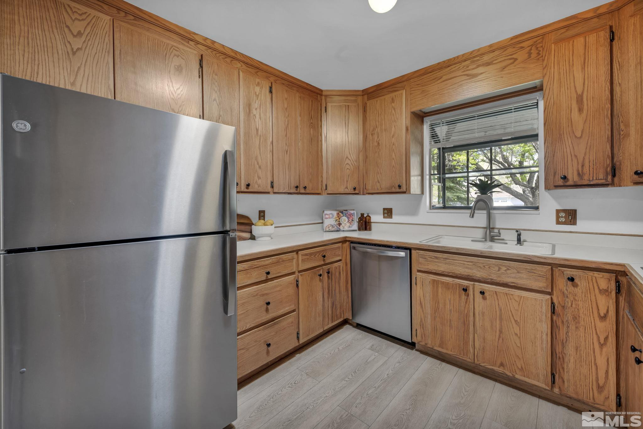 909 Norrie Drive