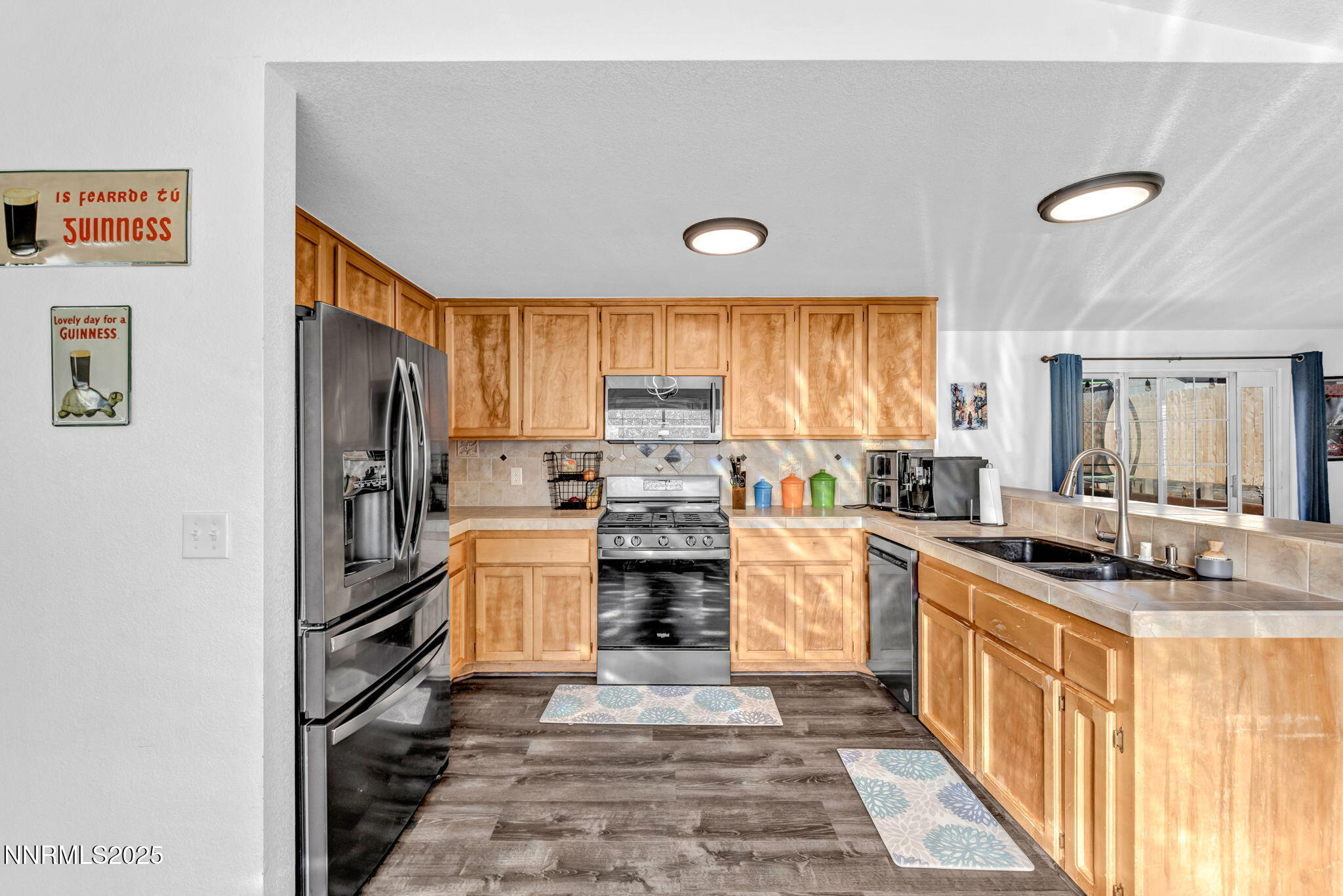956 Lindsay Lane
