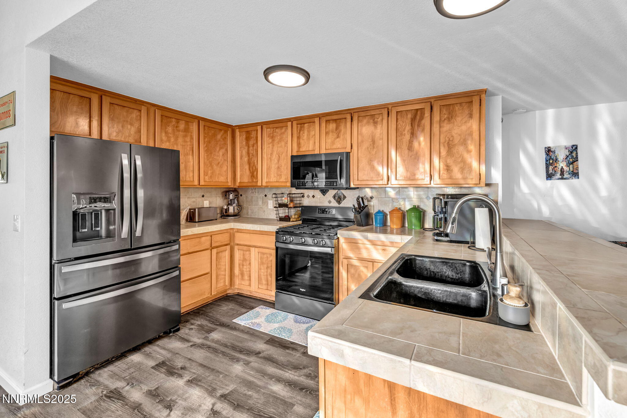 956 Lindsay Lane