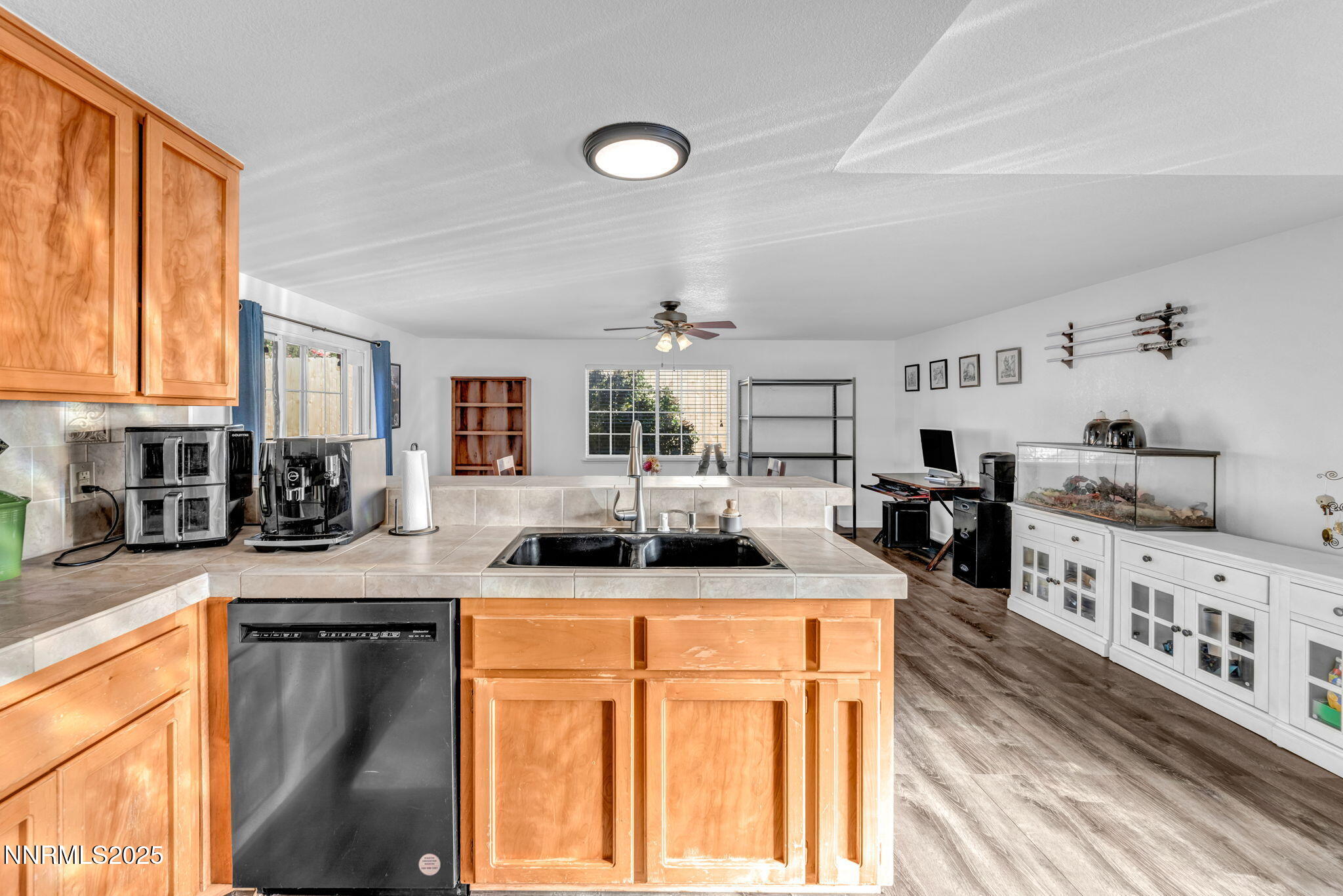 956 Lindsay Lane