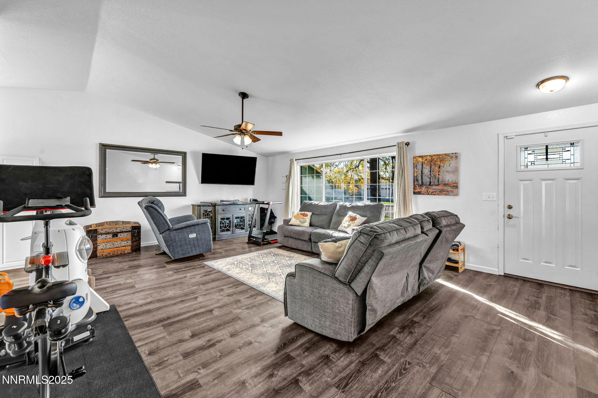 956 Lindsay Lane