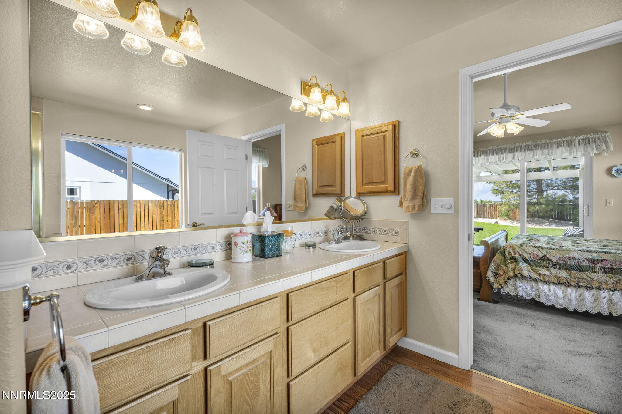 2866 La Cresta Circle