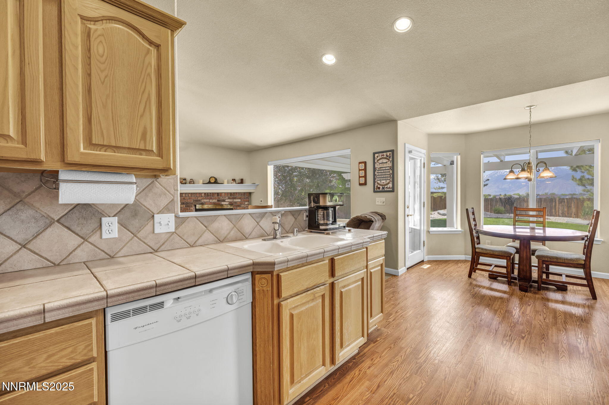 2866 La Cresta Circle