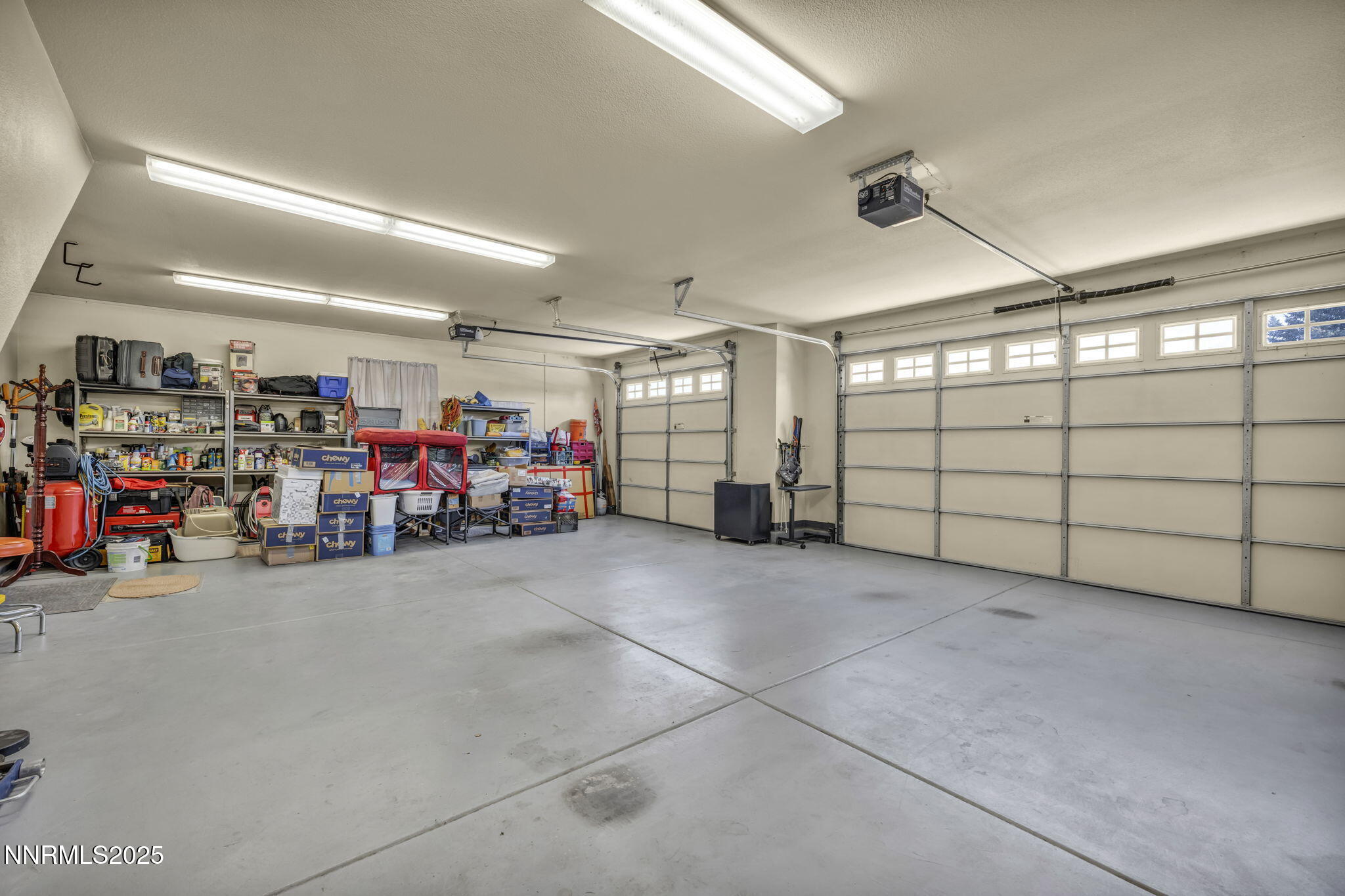 2866 La Cresta Circle