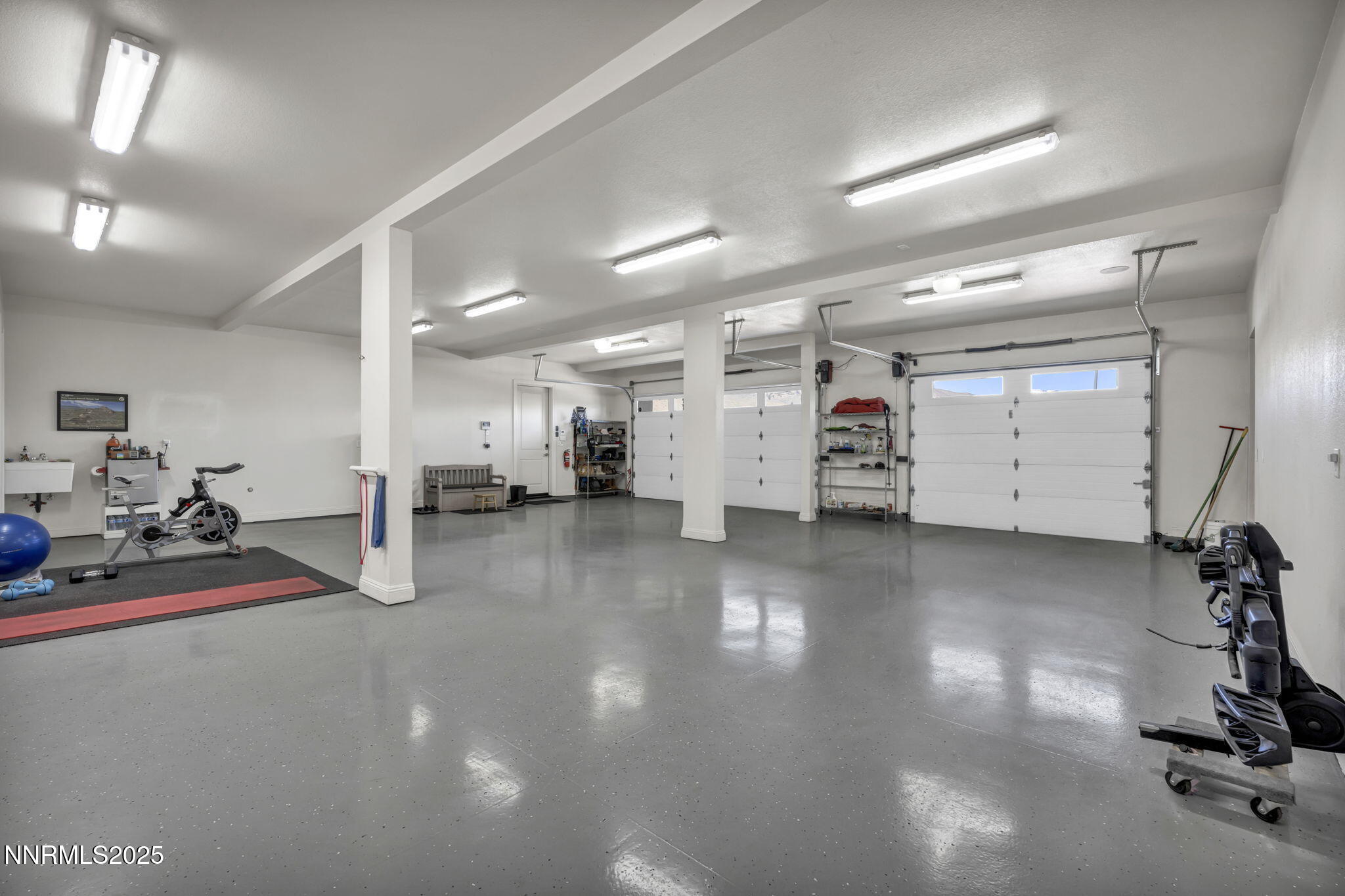 2183 Canterbury Lane