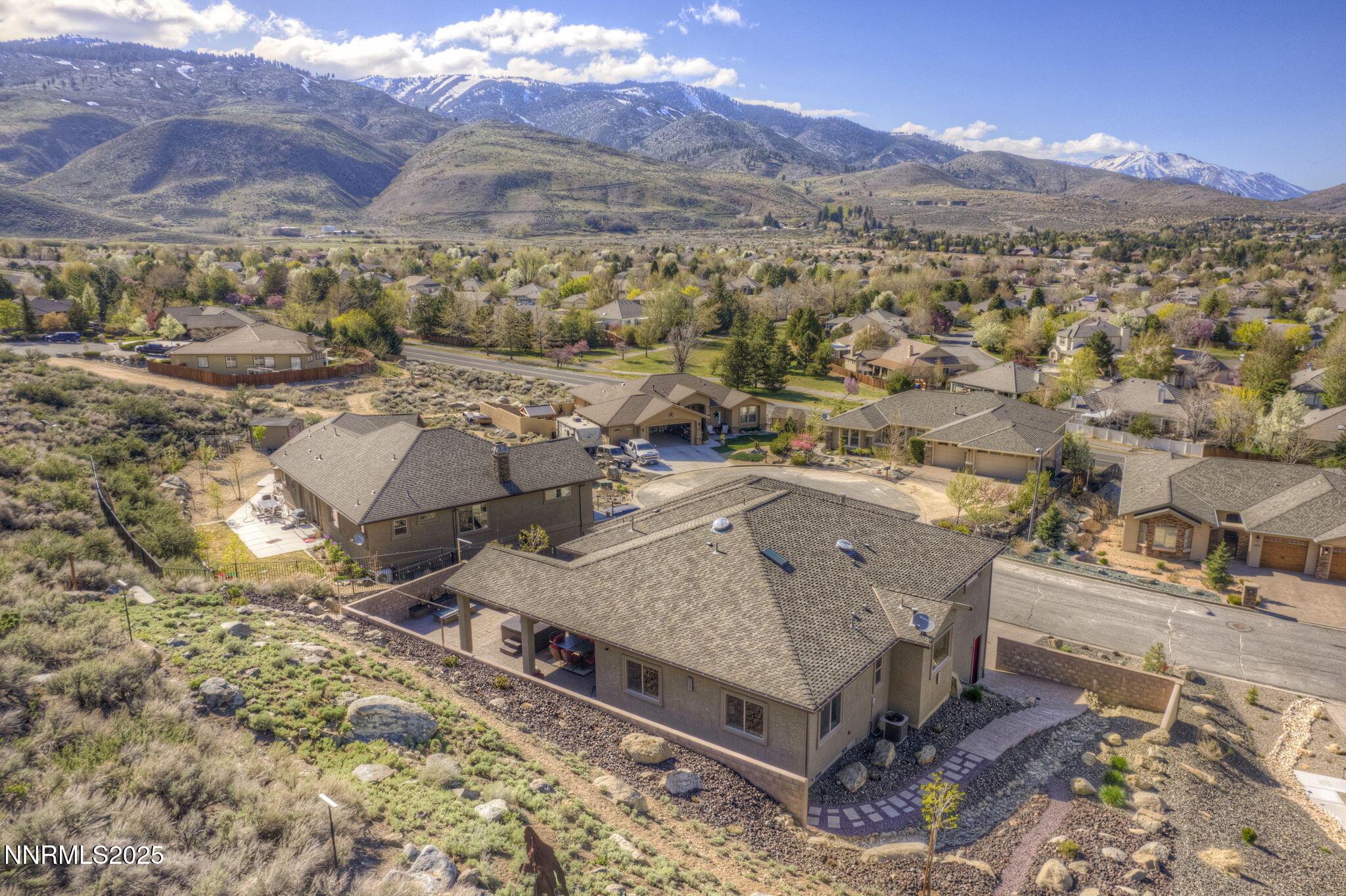 2183 Canterbury Lane