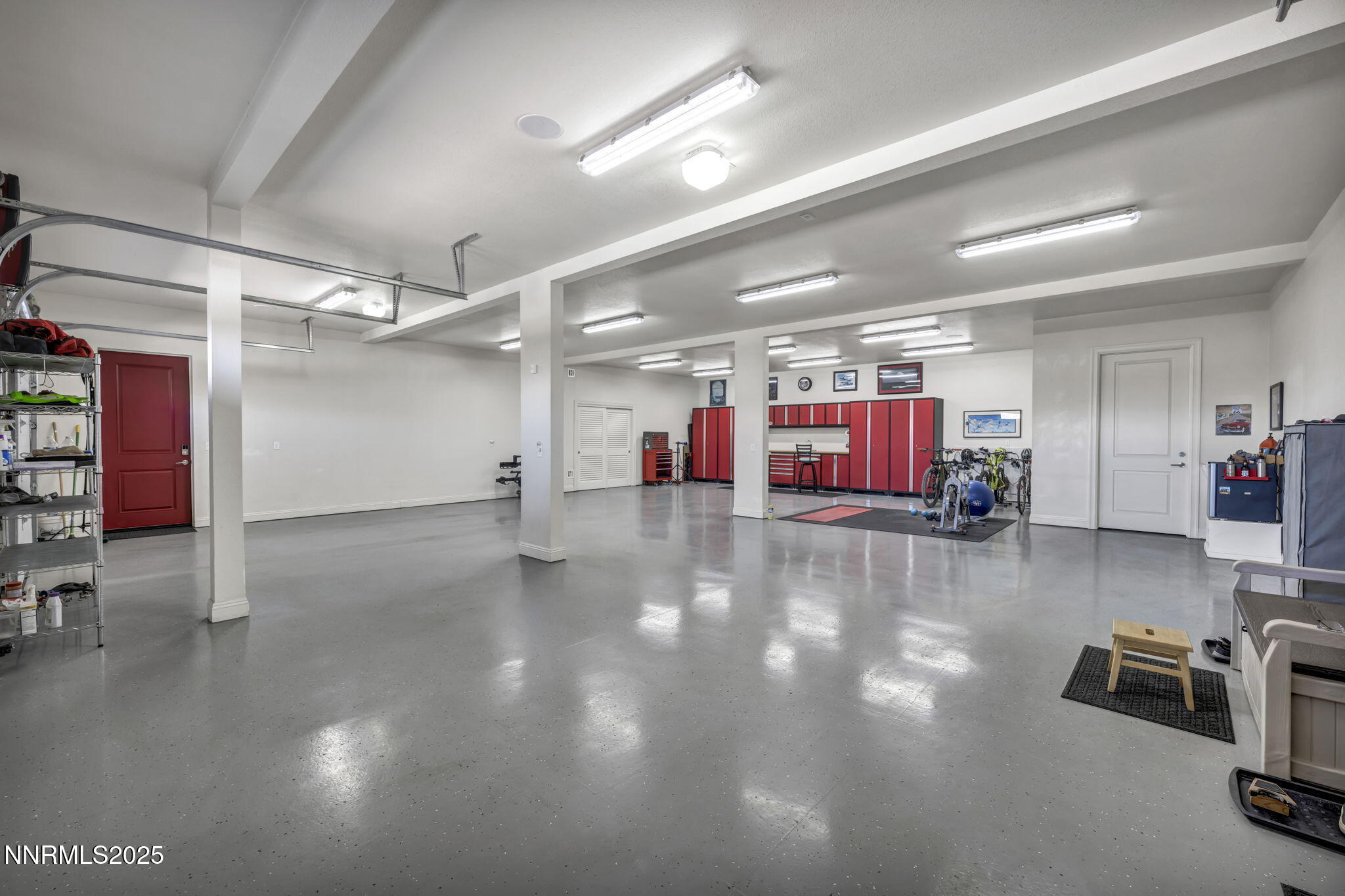 2183 Canterbury Lane