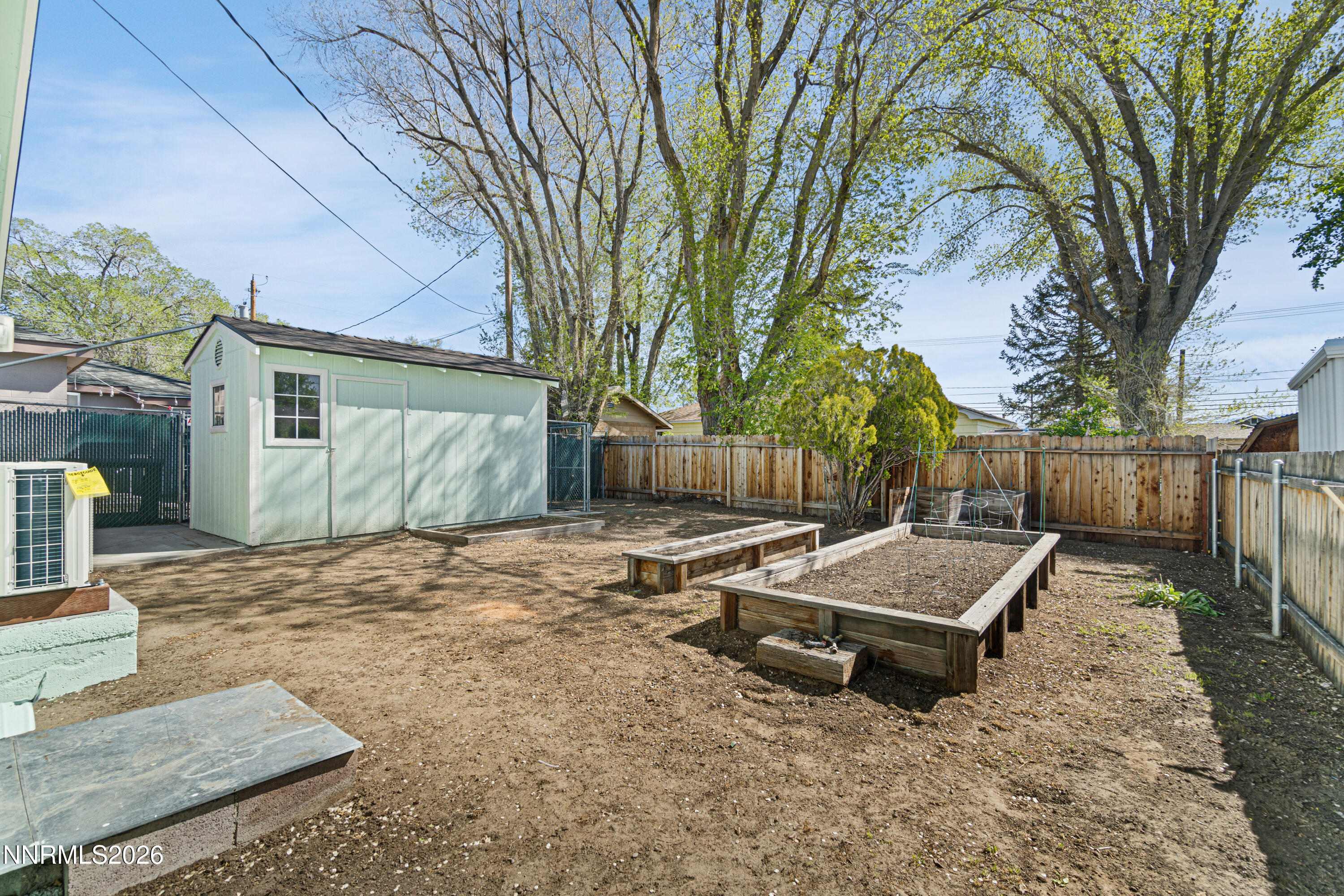 1605 N Division Street