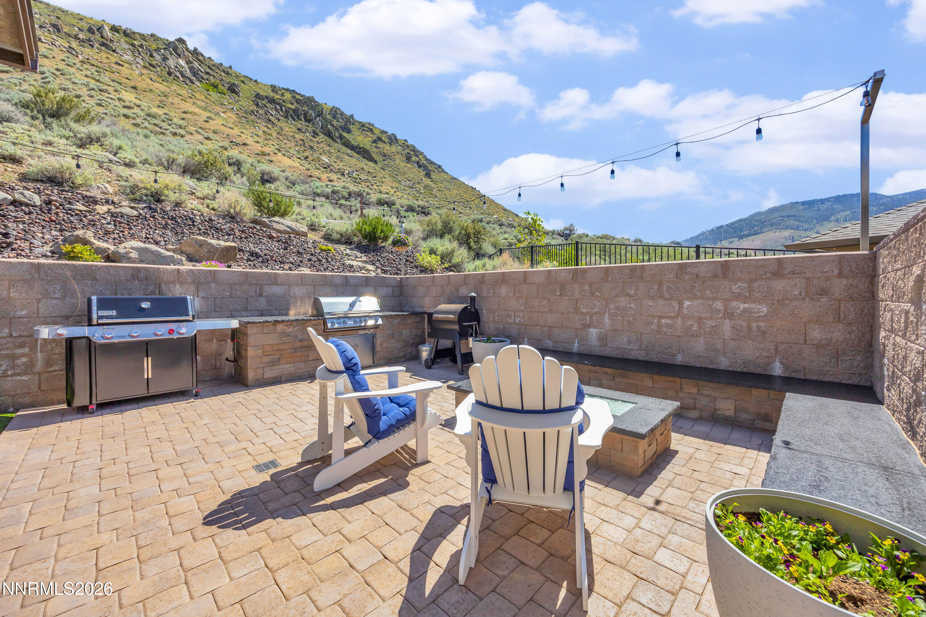 2183 Canterbury Lane
