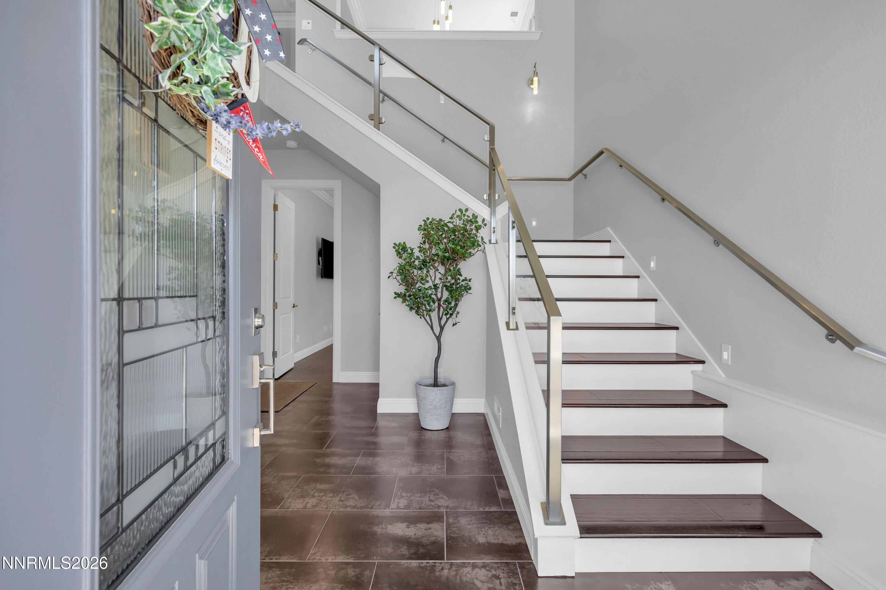 2183 Canterbury Lane